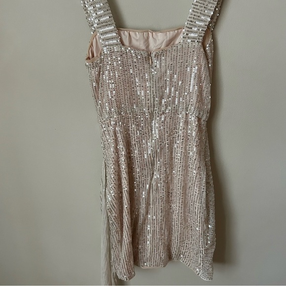 NWOT SHEIN Champagne Off Shoulder Sequin Bodycon Mini Dress Women’s Size Small - Picture 6 of 8